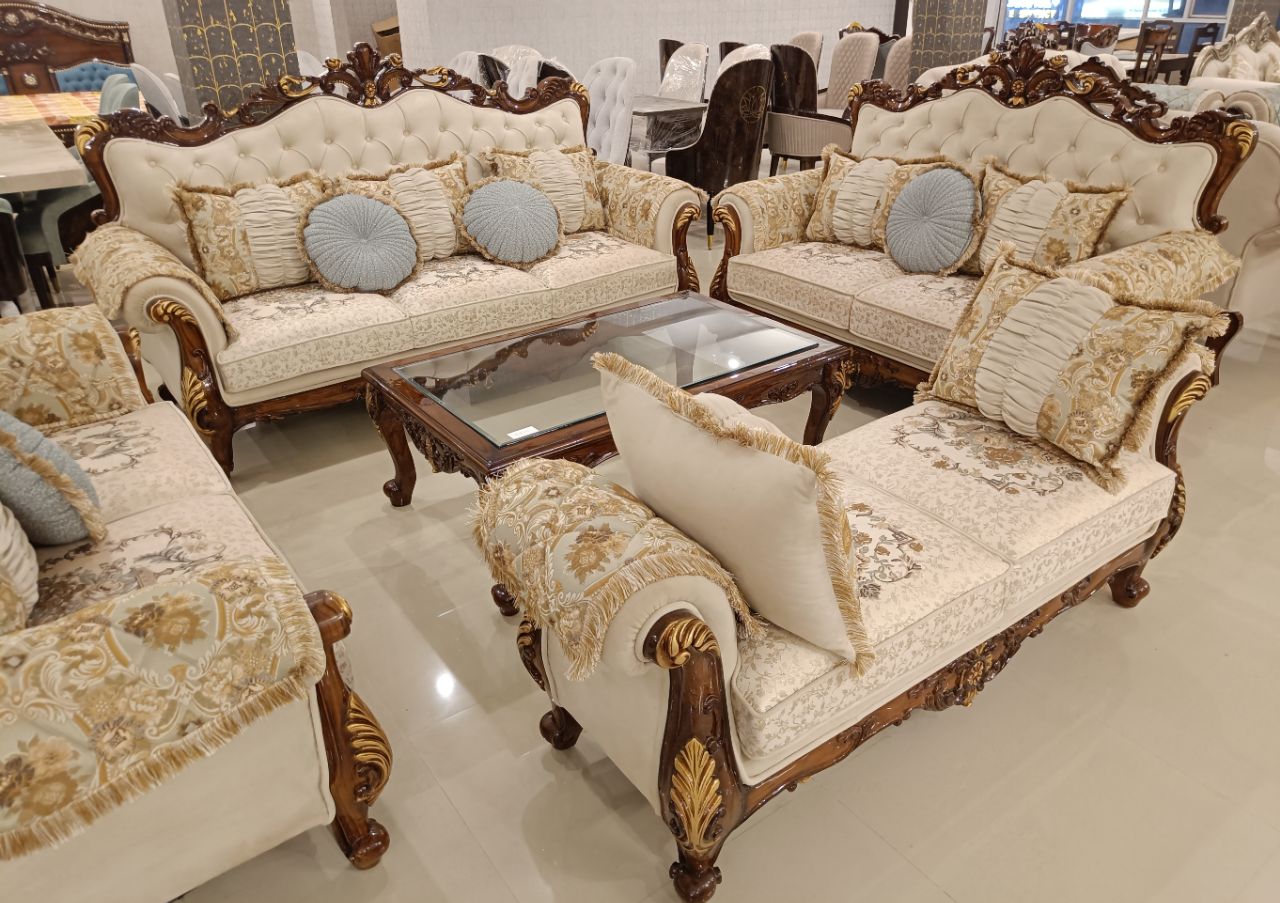Royal Maharaja Sofa Set view 2