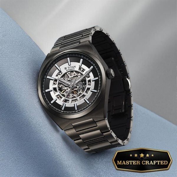 Titan Automatic Watch 90221QM02 view 2