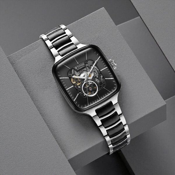 Titan Automatic Watch NT90175KD01 view 2