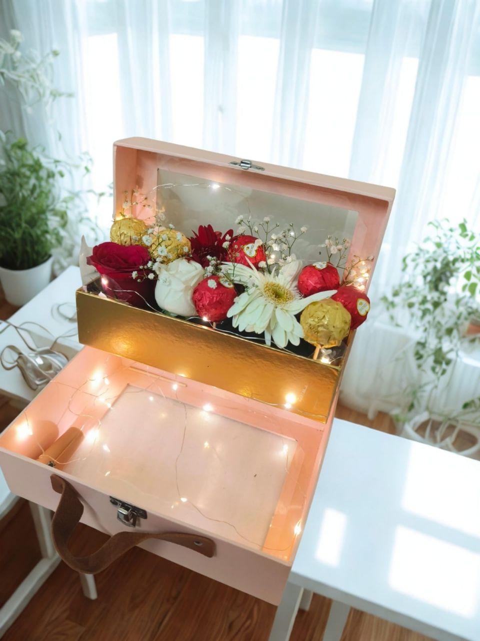 Floral Light Hamper view 3
