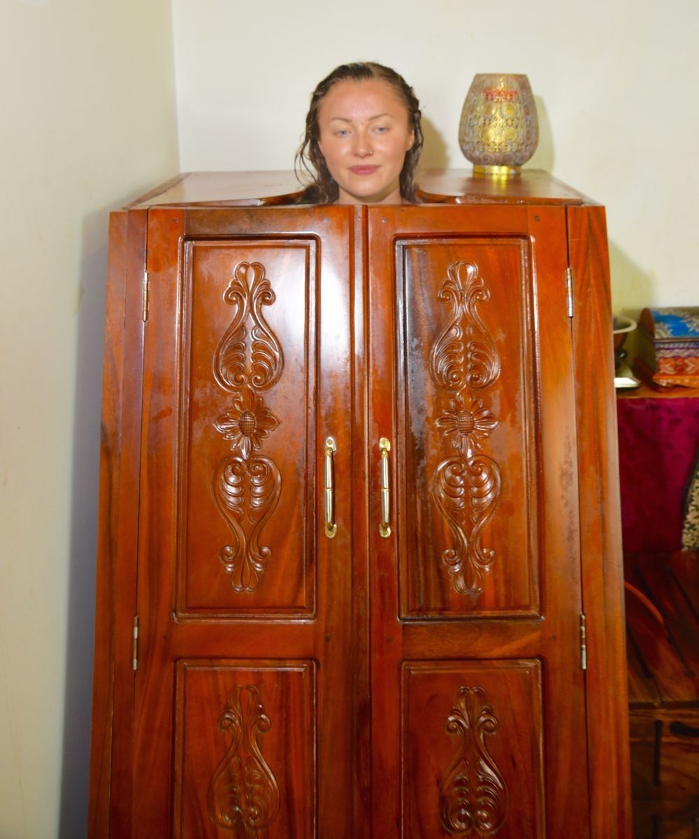 Ayurvedic Oil Massage Service view 5