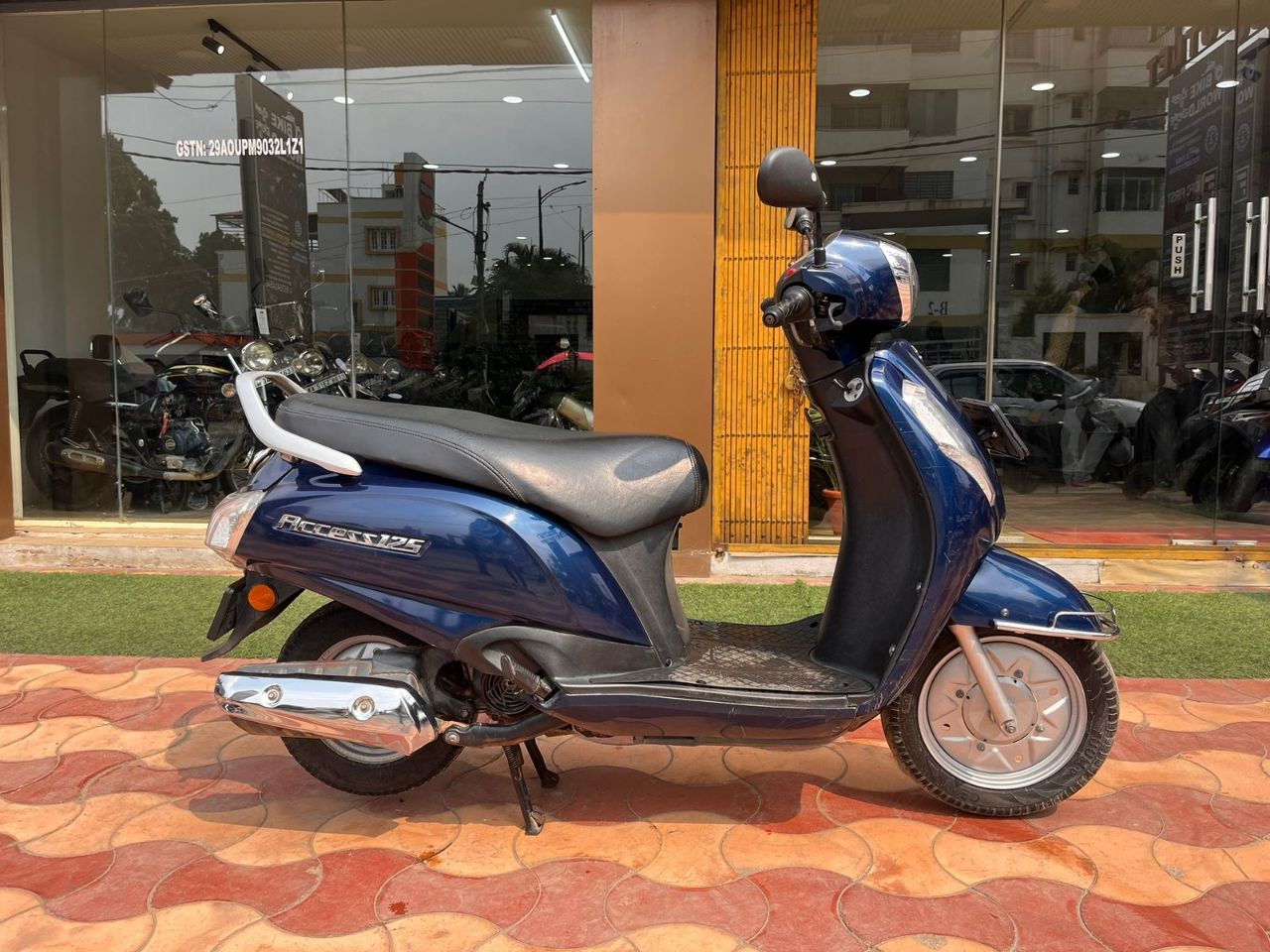 Suzuki Access 125 / 2023 Model view 4
