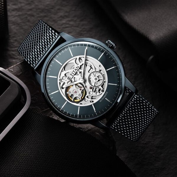Titan Automatic Mens Watch 90110QM01 view 3