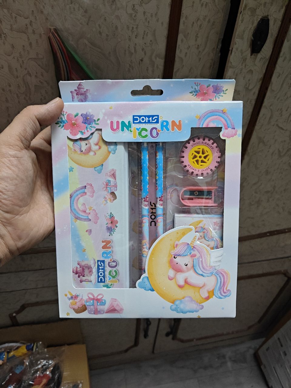 Doms Unicorn Stationery Set view 2