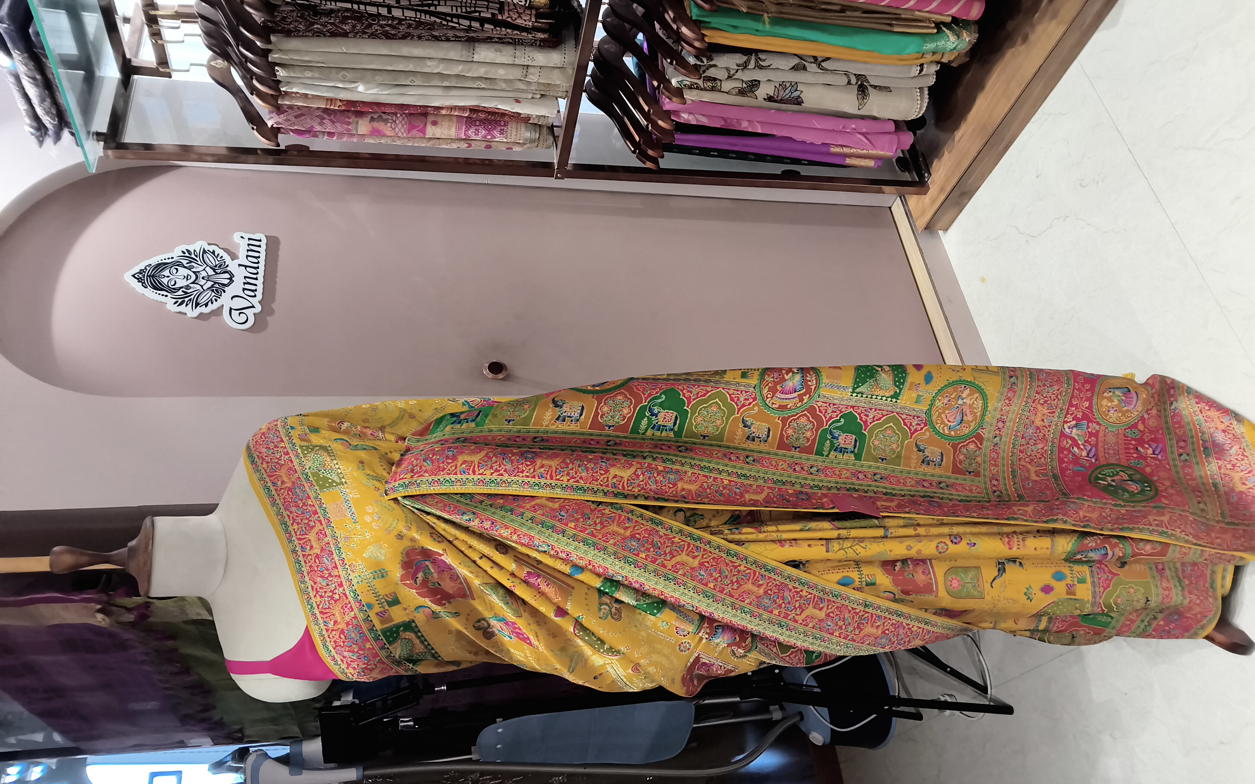Premium Dola Silk Saree With Weaving And Figures view 2