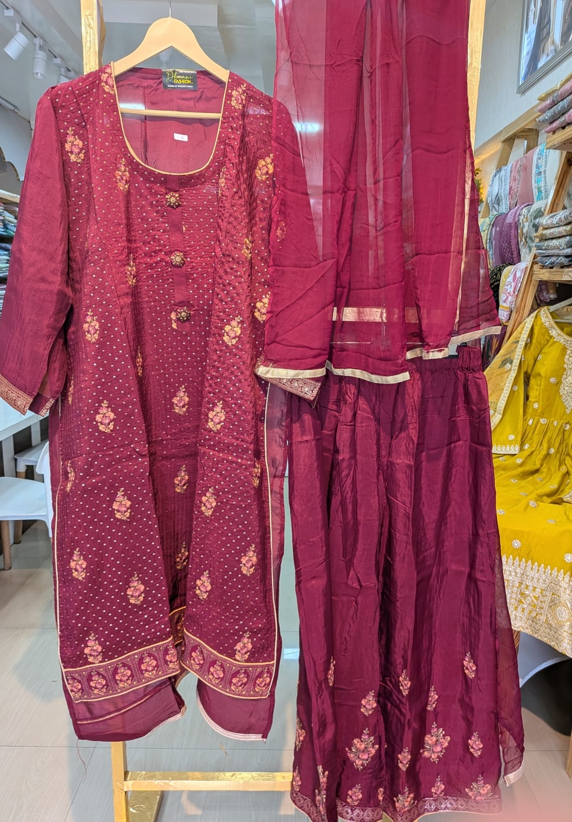 Embroidered Pure Silk Flapper Suit Maroon A-3 / HC001673 view 6