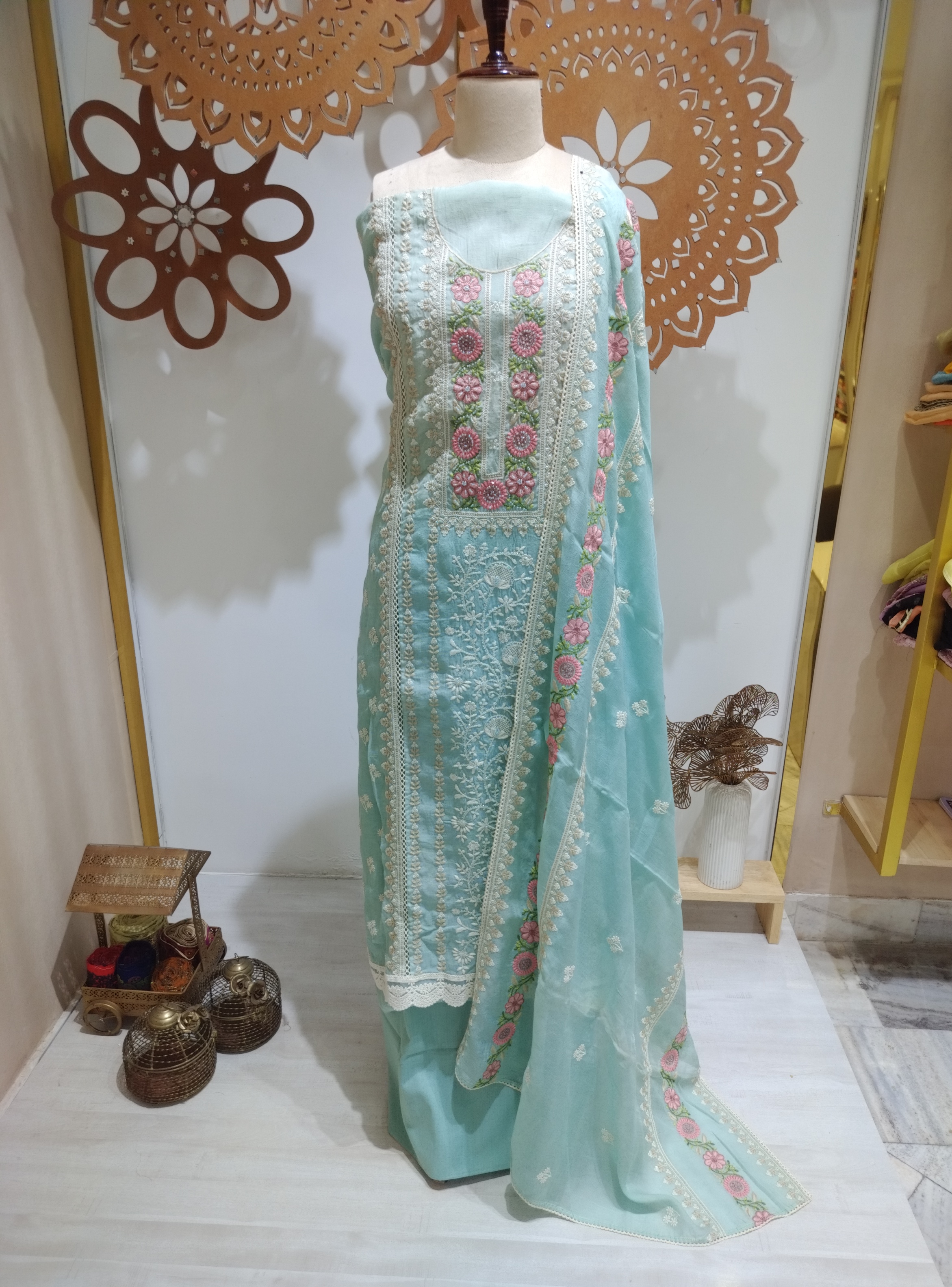 Ethnic Suit Set view 2