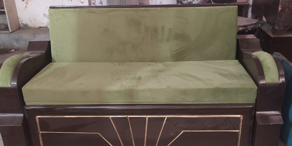 Elegant Green Velvet Sofa view 2
