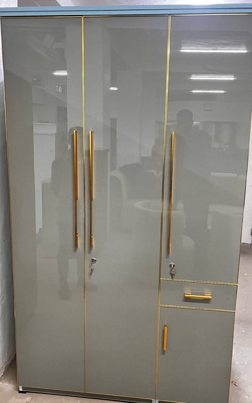 Elegant Gold Handle Wardrobe view 2