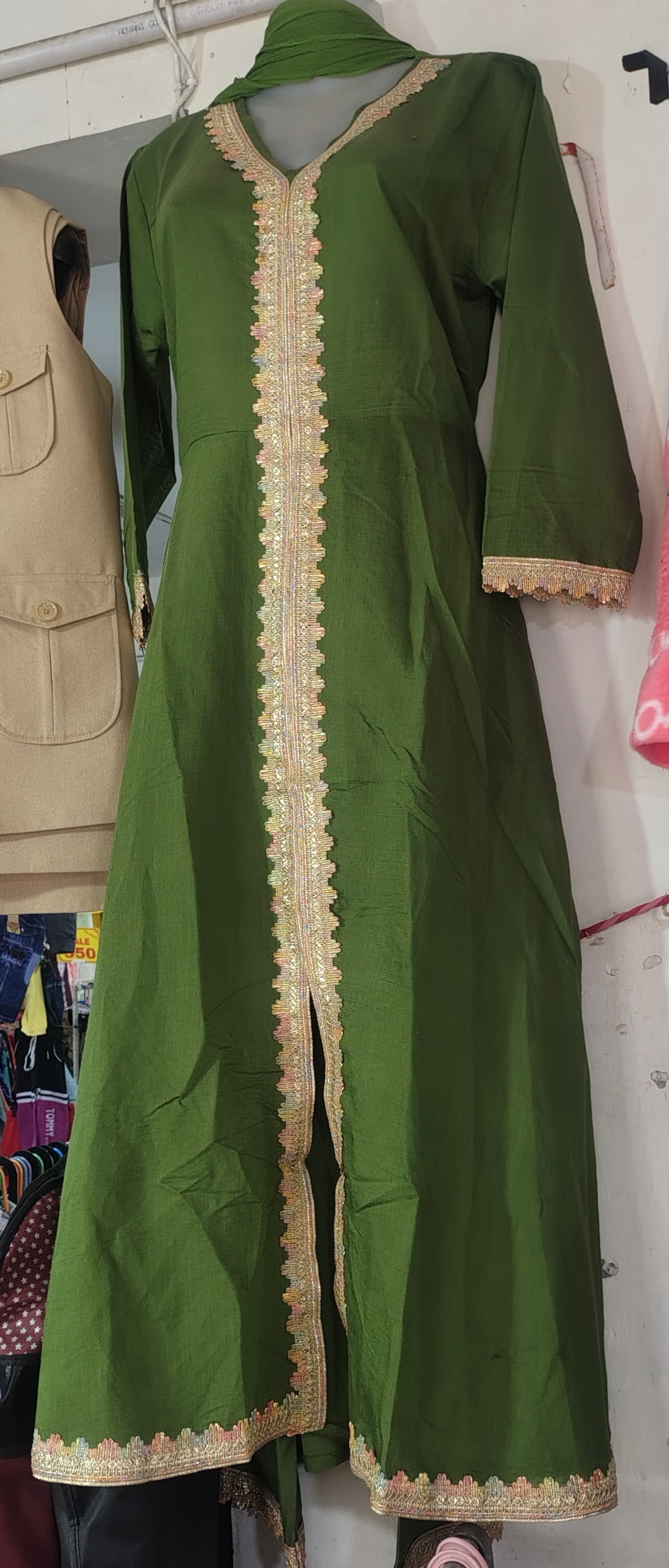 Embroidered Green Kurta view 2