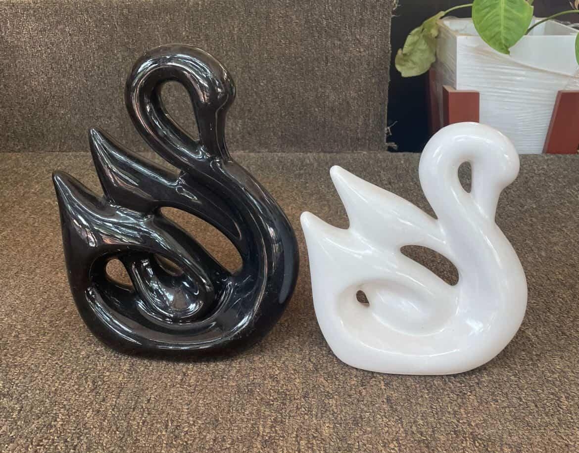 Artistic Swan Figurines view 2