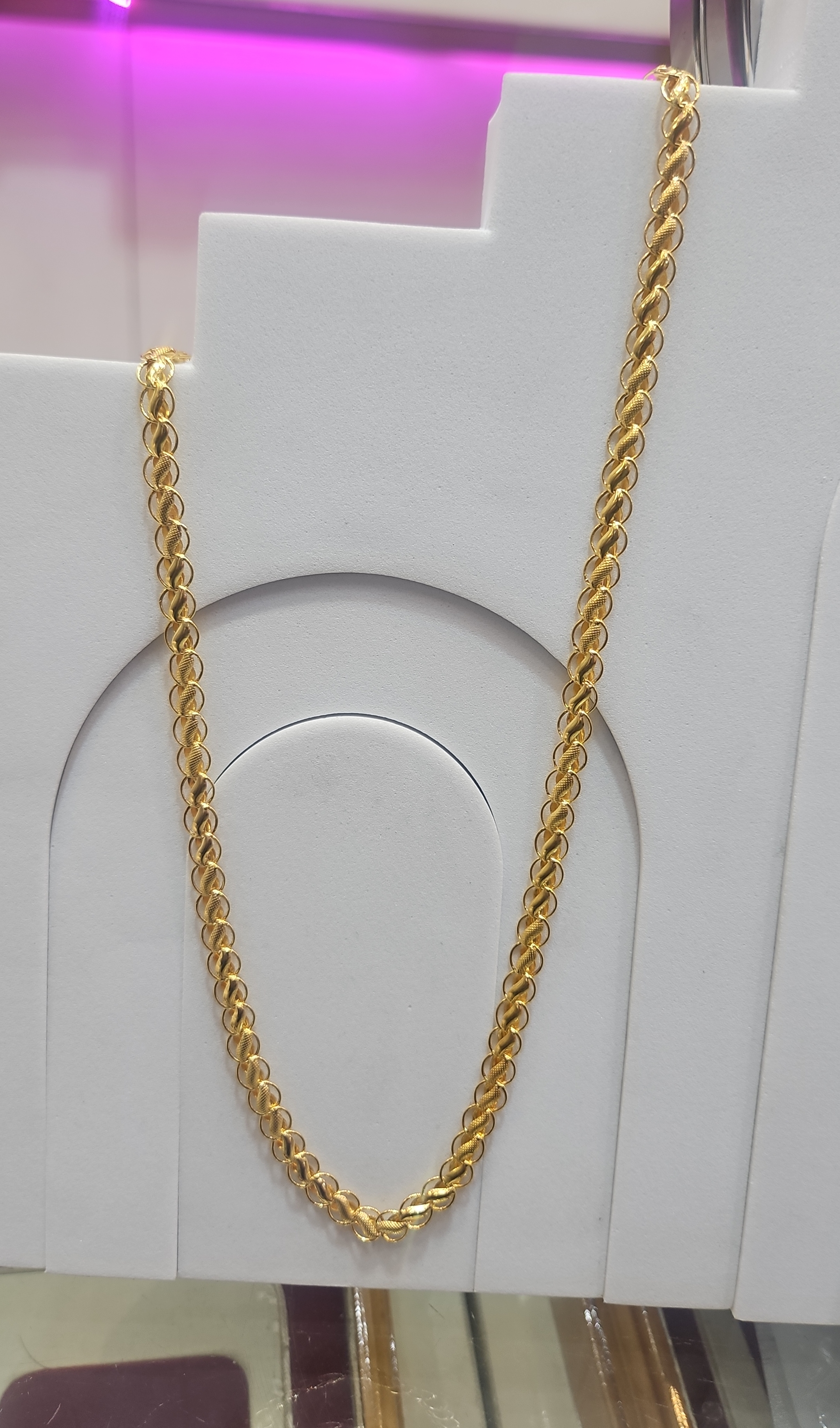 Gold Chainn view 2
