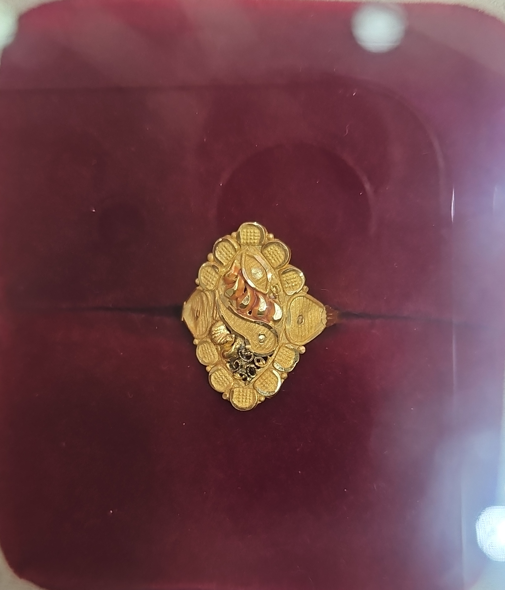 Traditional Gold Ringg view 2