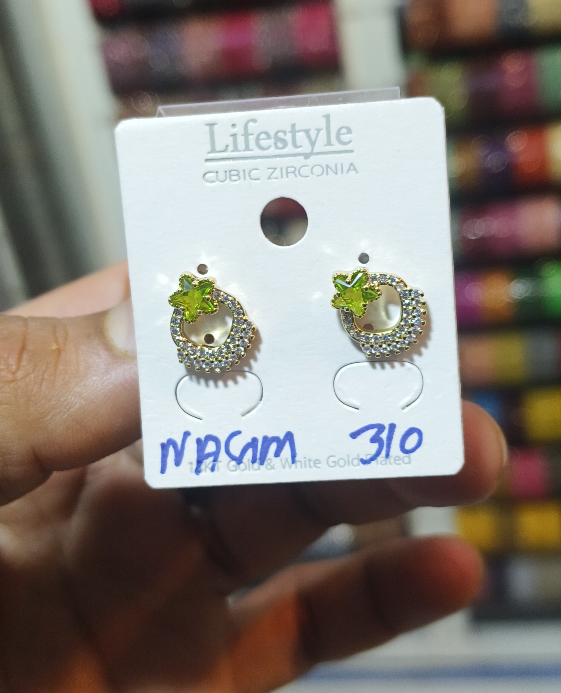 Lifestyle Earring view 2