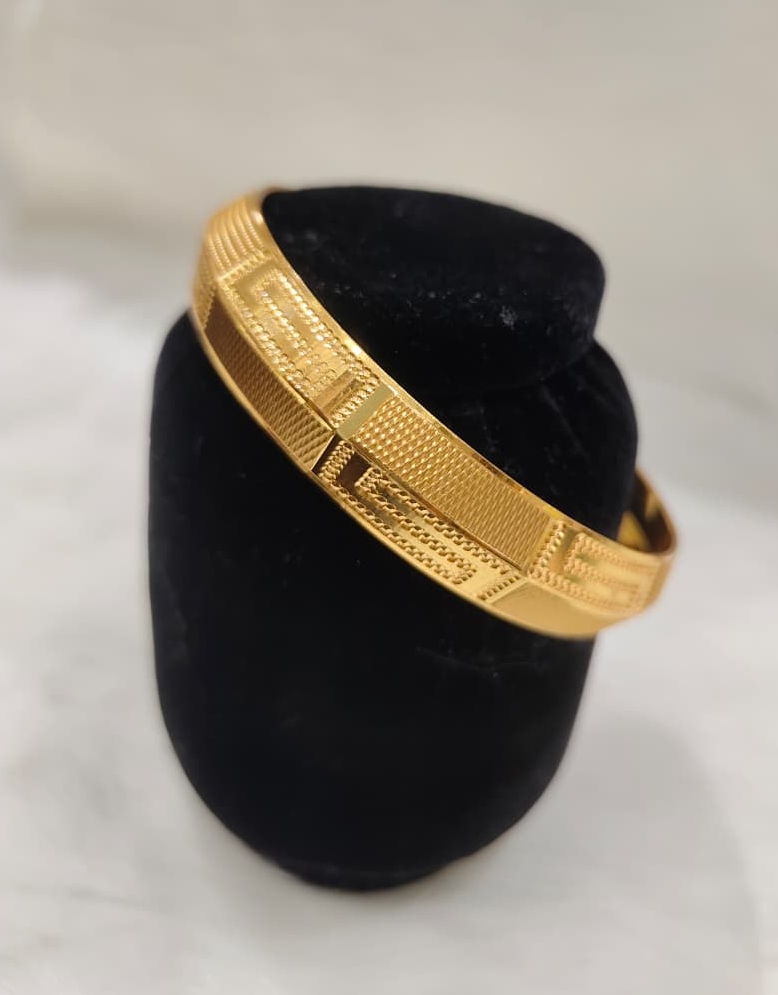 Vigor Gold Plated Mens Kada view 3