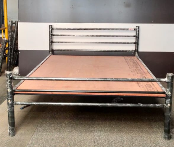 Wrought Iron Cot 4*6 Feet Double
