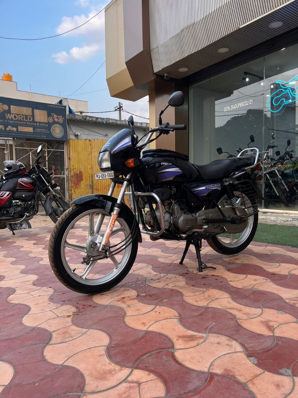 Hero Splendor Plus/2019 Model view 3