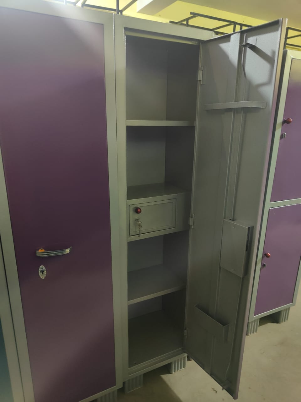 Metal Single Door Almira view 3
