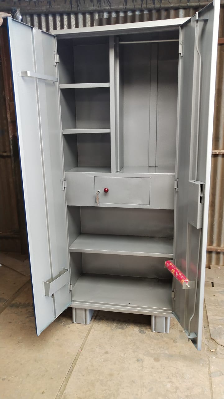 Metal Almira Or Wardrobe 2.5*6.5 Feet view 5