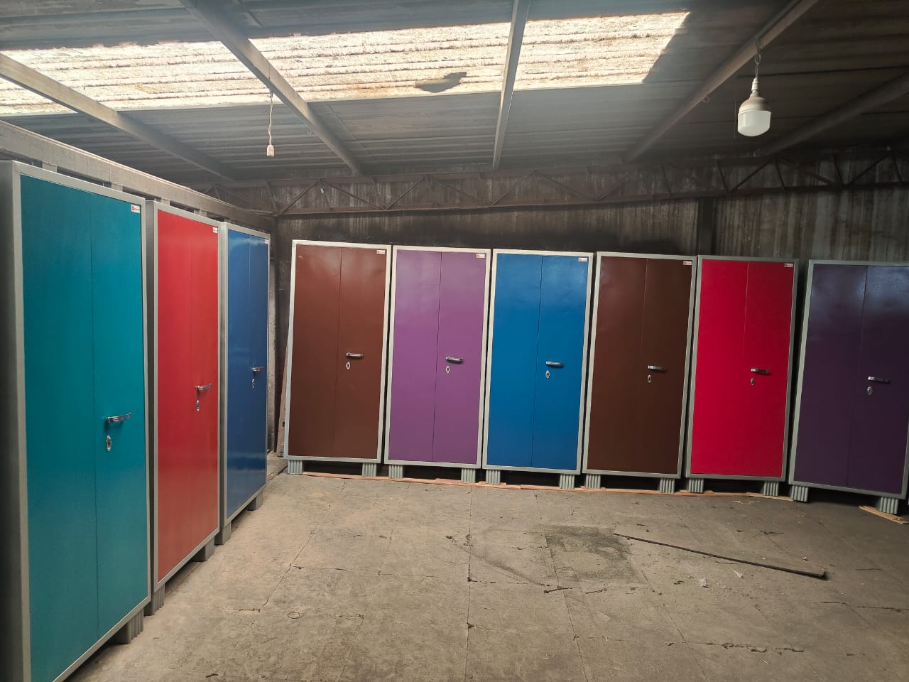 Metal Almira Or Wardrobe 2.5*6.5 Feet view 3