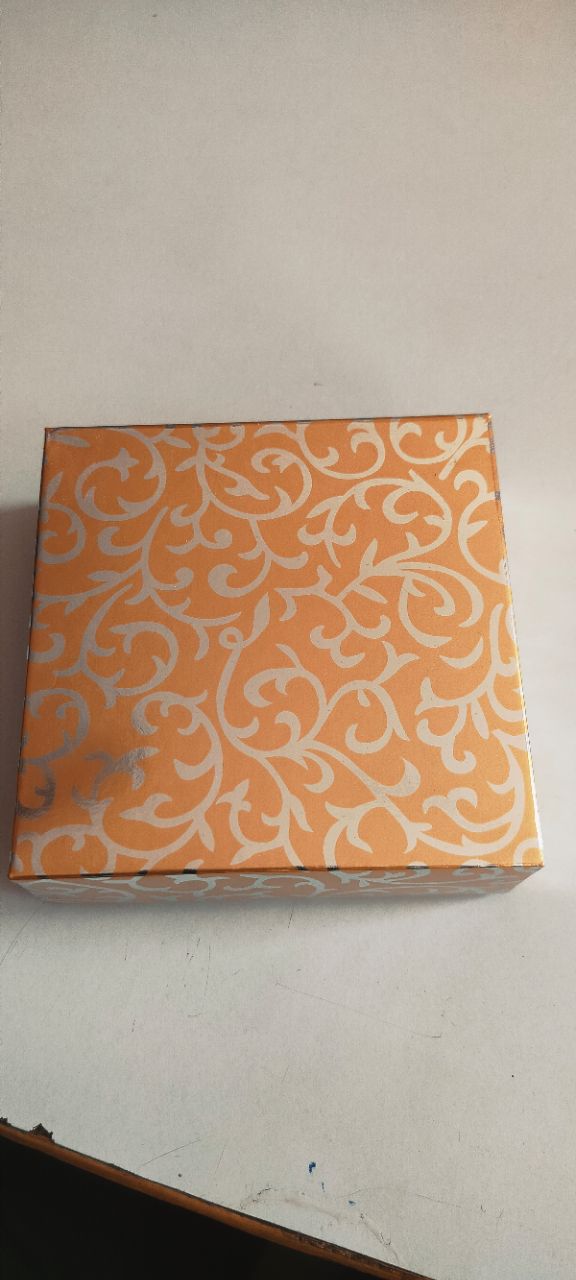 Elegant 4 Pic Laddu Box