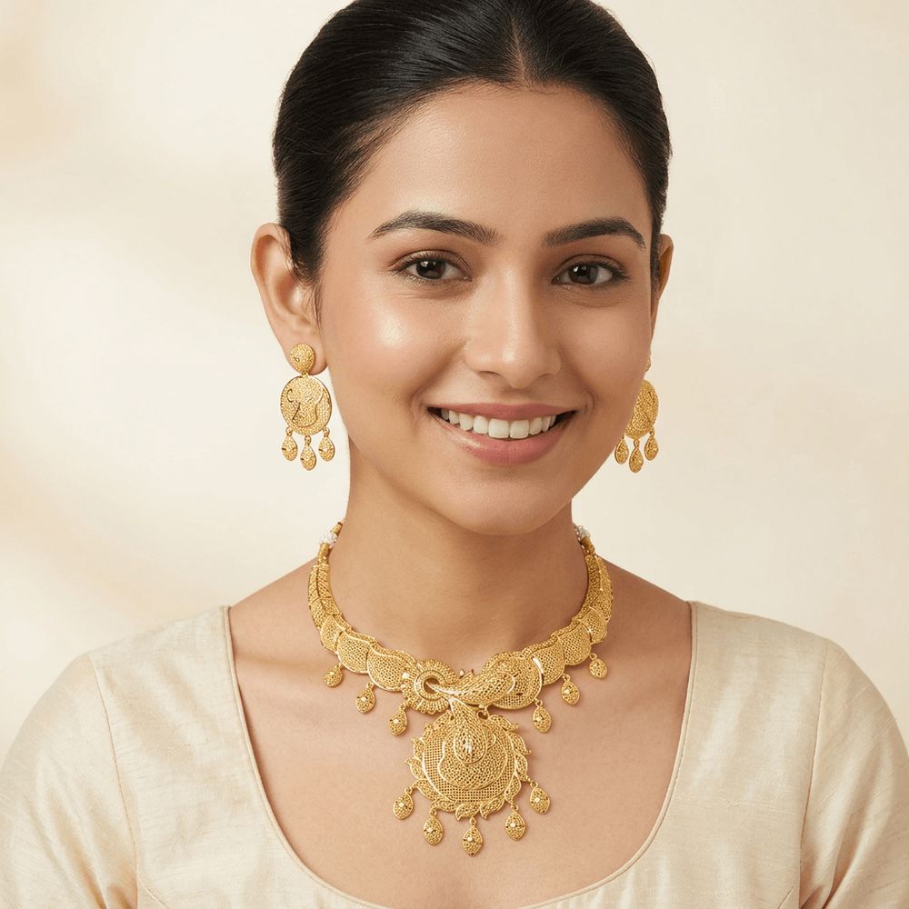 Traditional Gold Necklace Mm view 2