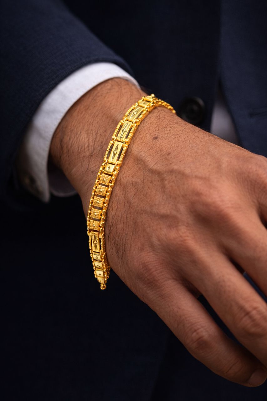 Mens Gold Bracelet view 2
