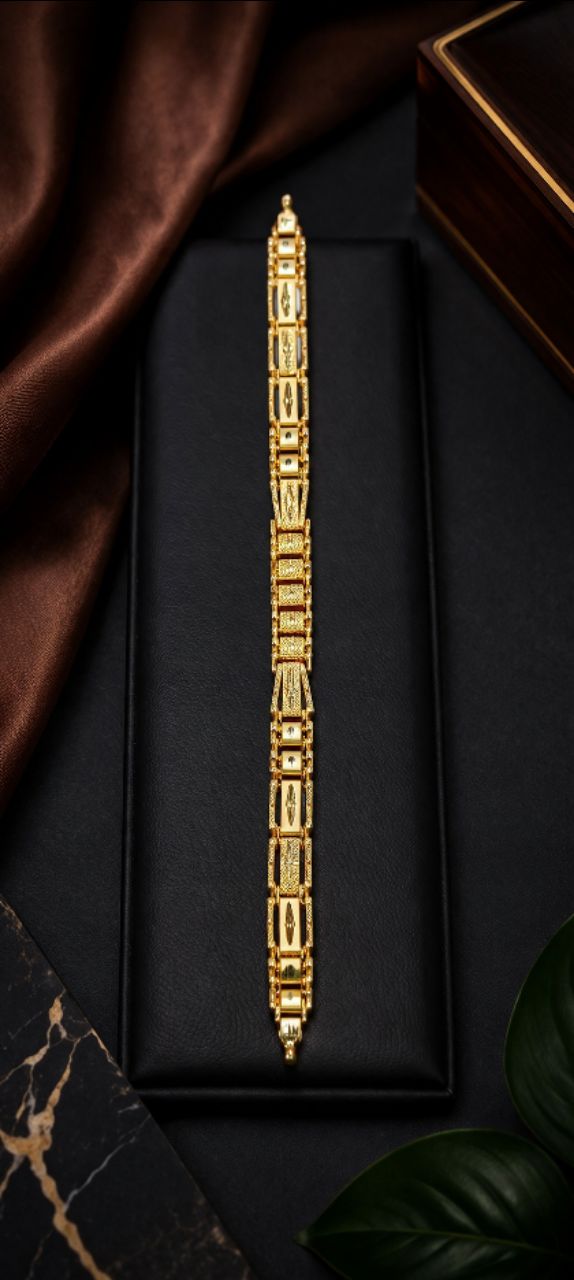 Mens Gold Bracelet view 3