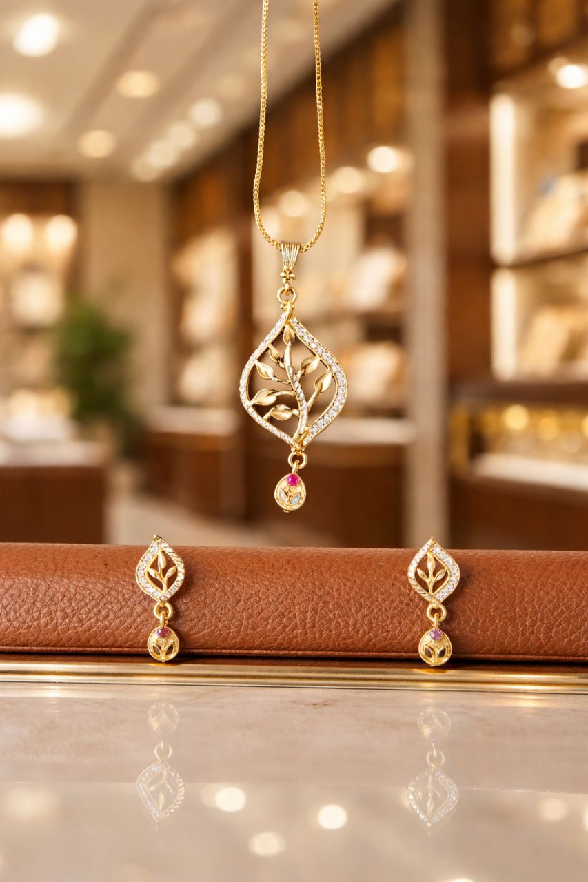 Gold Leaf Pendant Necklace Set view 3
