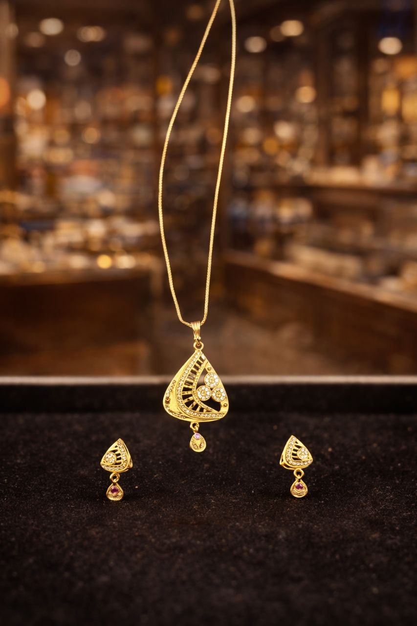 Gold Necklace Set with Earrings 01 view 3