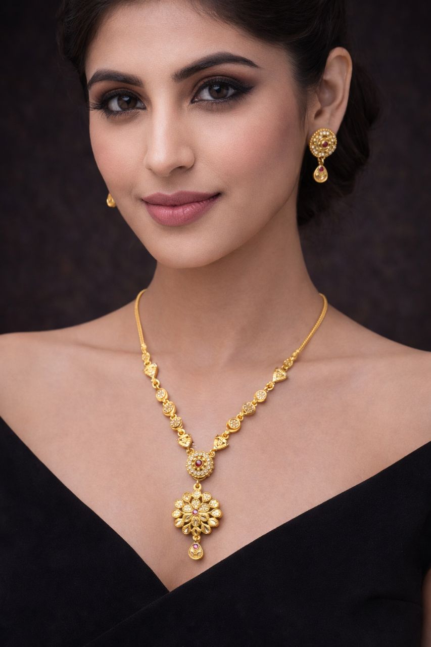 Traditional Gold Necklace Set02 view 2