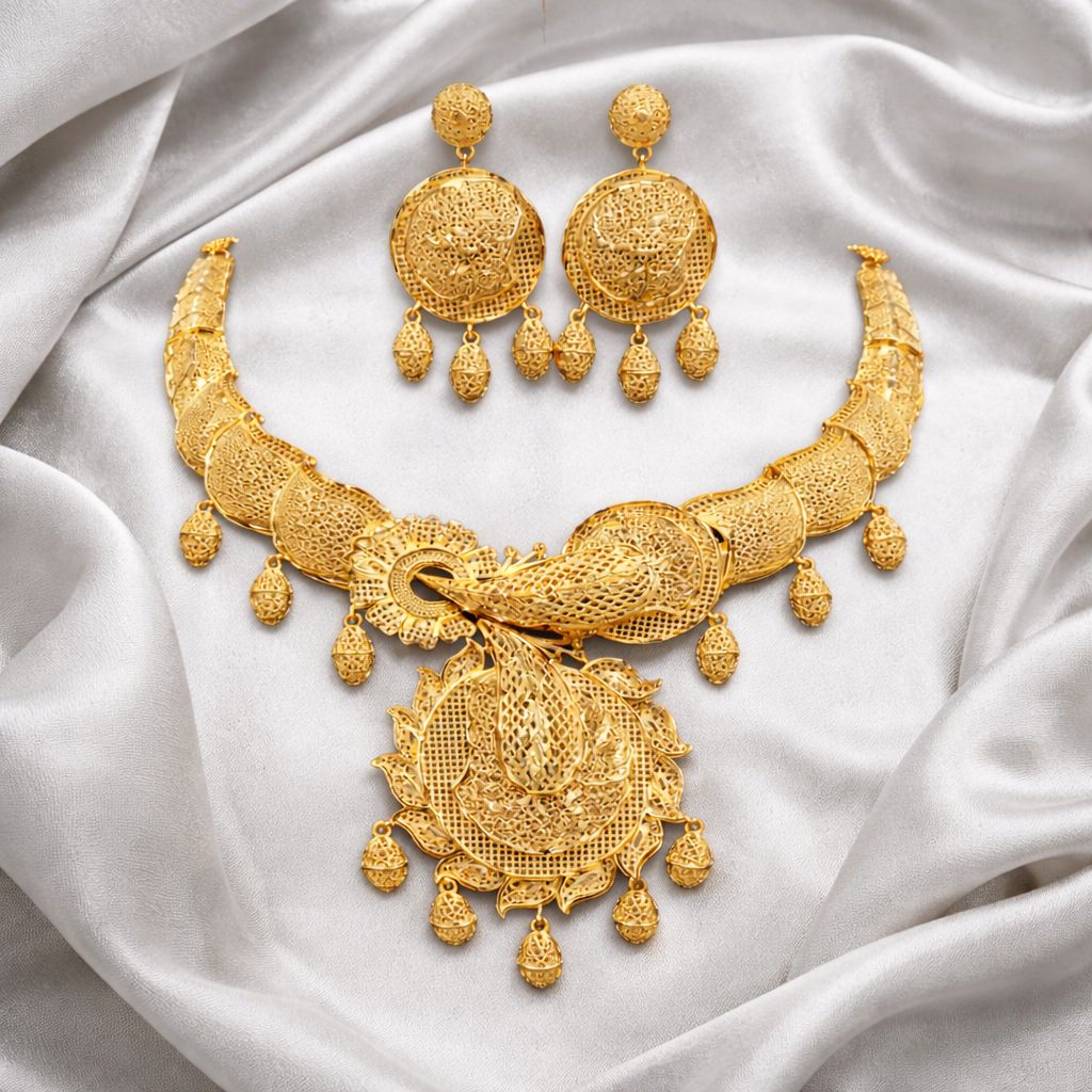 Traditional Gold Necklace Mm view 3