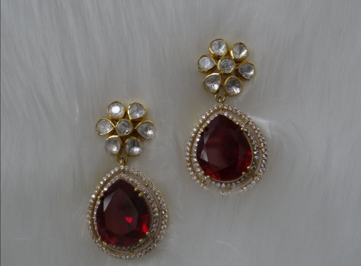 Luxurious Golden Necklace Set (925 Silver) view 3
