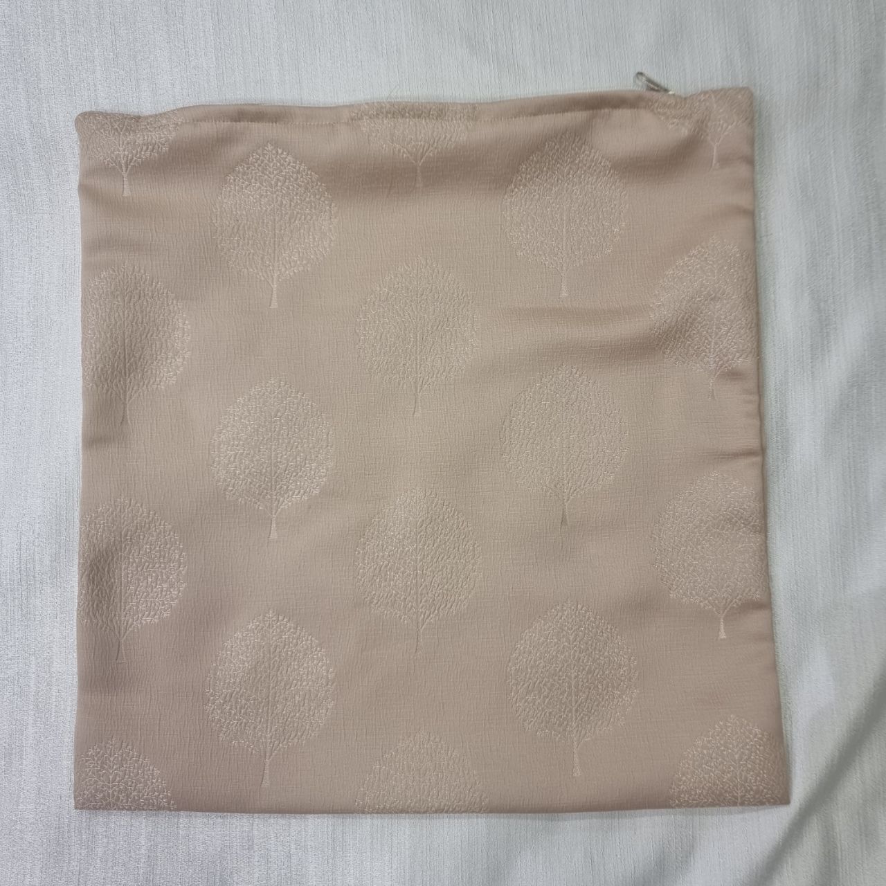 Leaf Pattern Cushion Cover view 3
