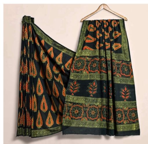 Bottle Green Block Printedpure Cotton Saree view 2