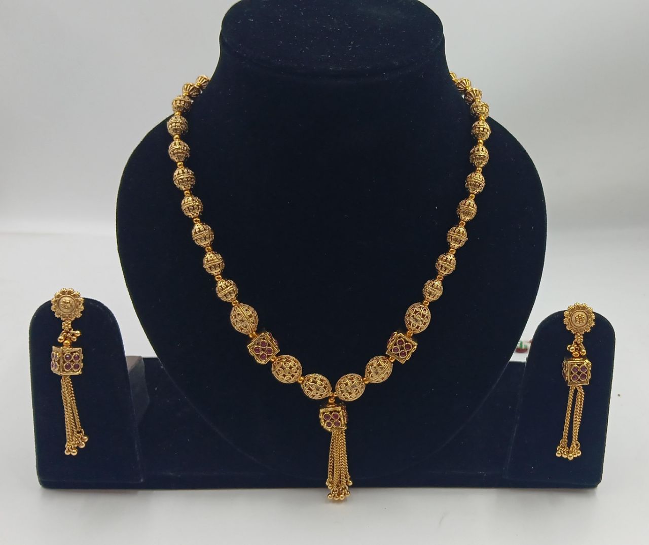Premium Quality Golden Beaded Ruby Necklace Set view 3
