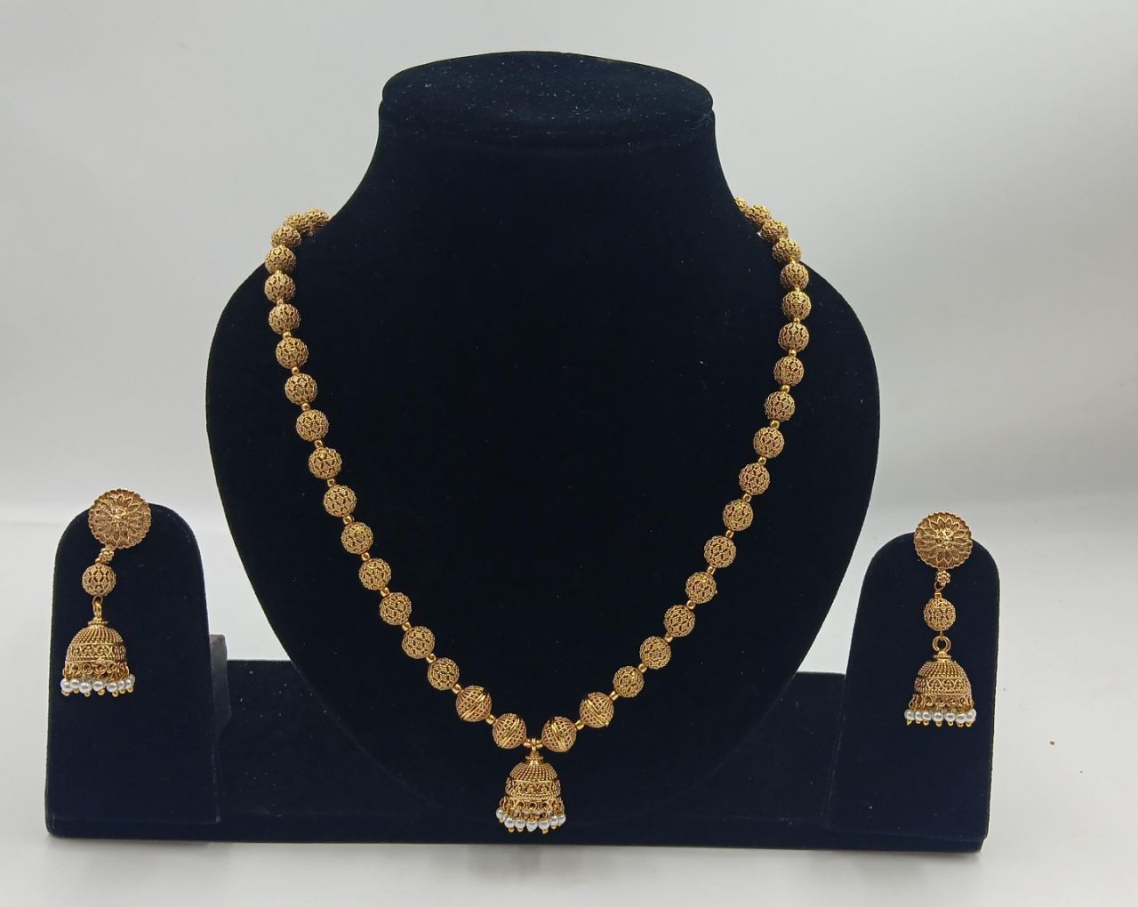 Premium Quality Golden Beaded With Pearl Necklace Set view 2