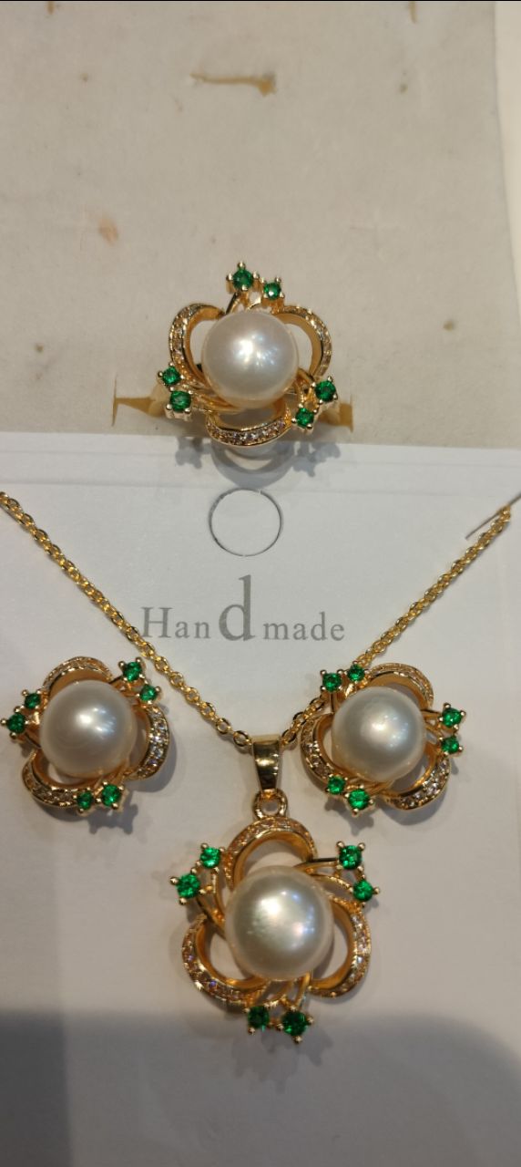 Pearl and Green Stone Set view 2