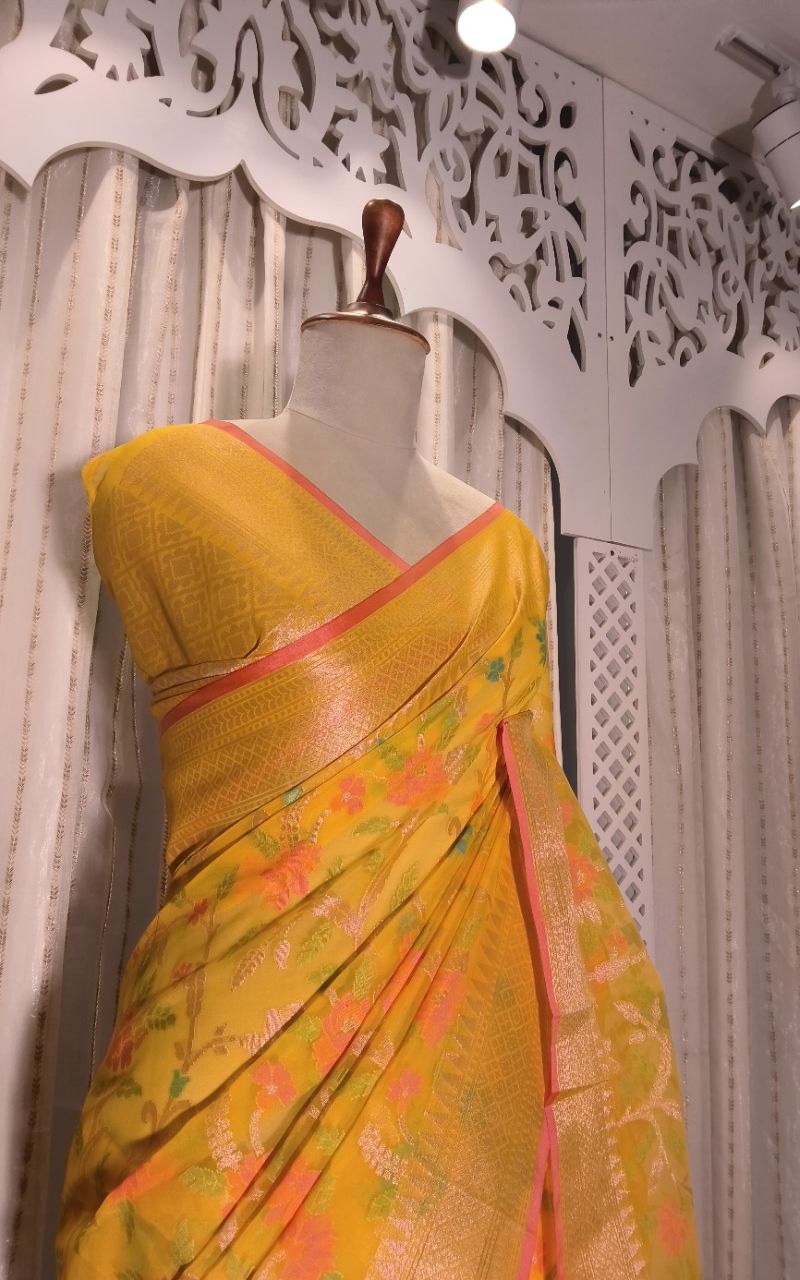 Banarasi kora sillk with full emboroidrry 2 view 3
