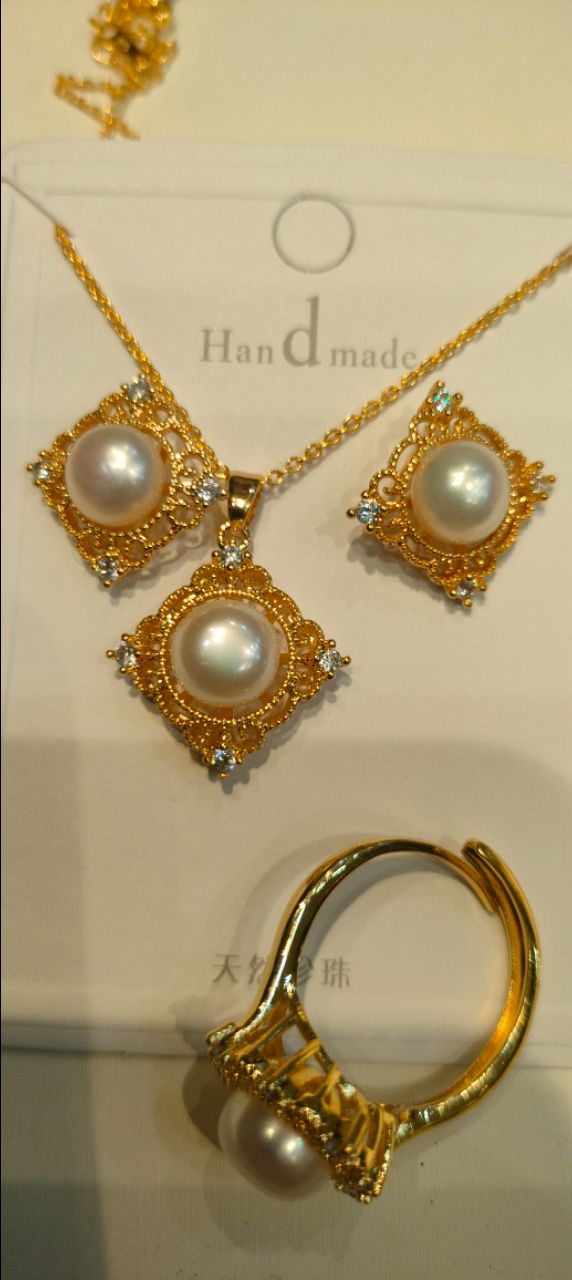 Handmade Pearl Set view 5