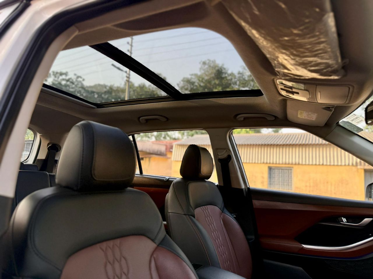 Hyundai Alcazar 2023 view 6