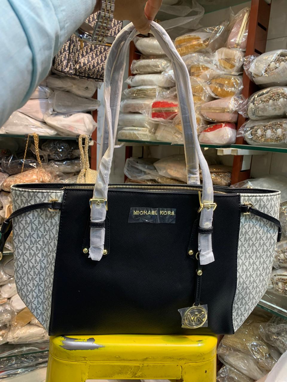 Stylish Michael Kors Tote Bag view 4