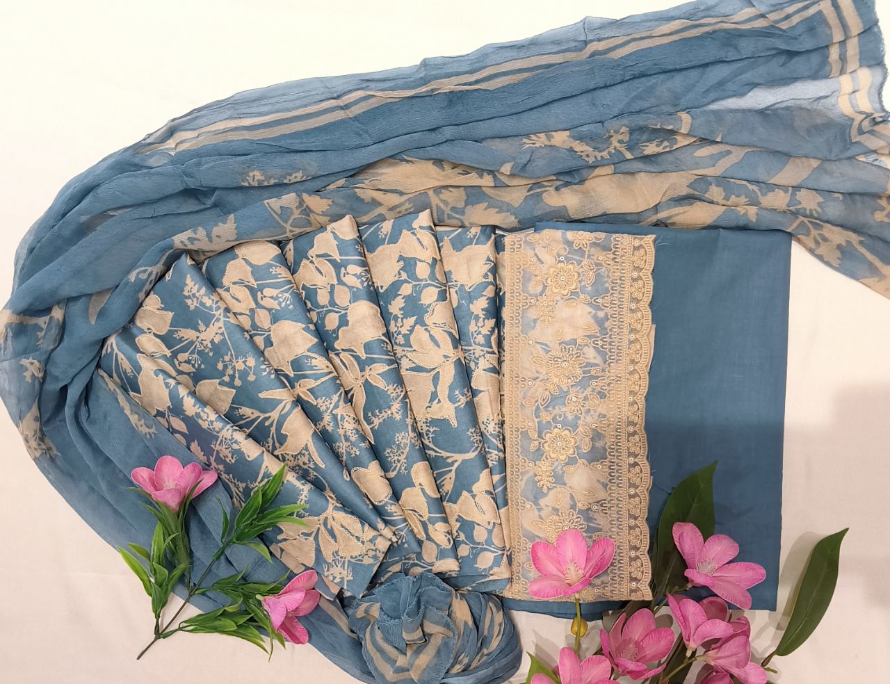 Mal Cotton Print With  Embroidery Suit 2 view 5