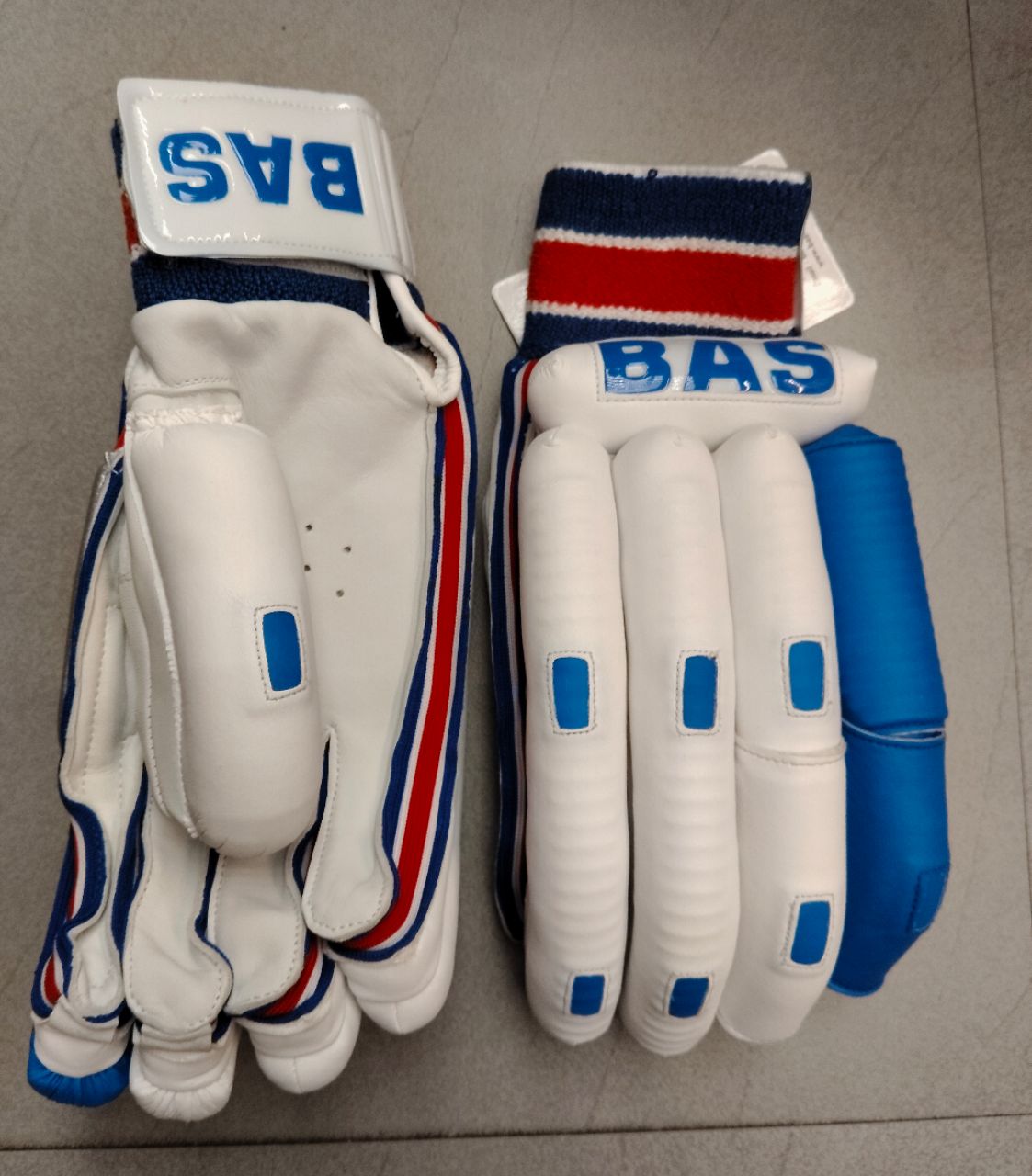 BAS Batting Gloves view 3