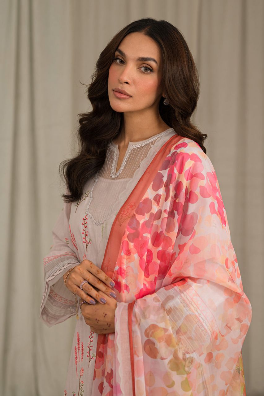 Sahar | Mirage Spring Luxury S24 - TL - LI 03 Lawn  (Embroidered) / SD0059 view 3