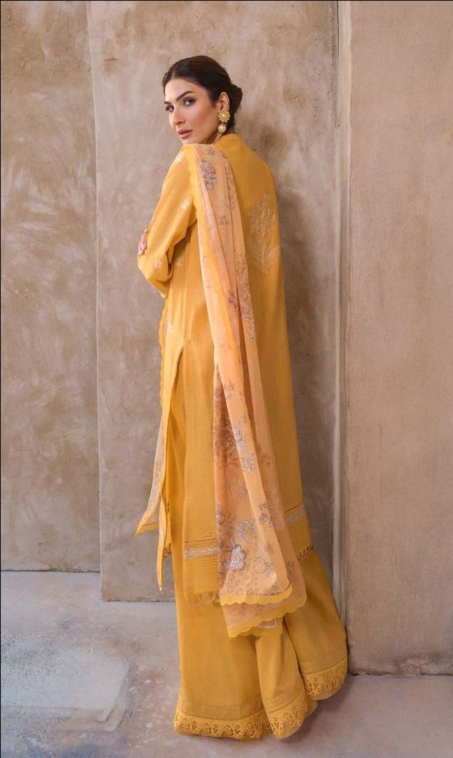 Sahar | Mirage Spring Luxury S24 - TL - LI 02 Lawn  (Embroidered) / SD0059 view 3