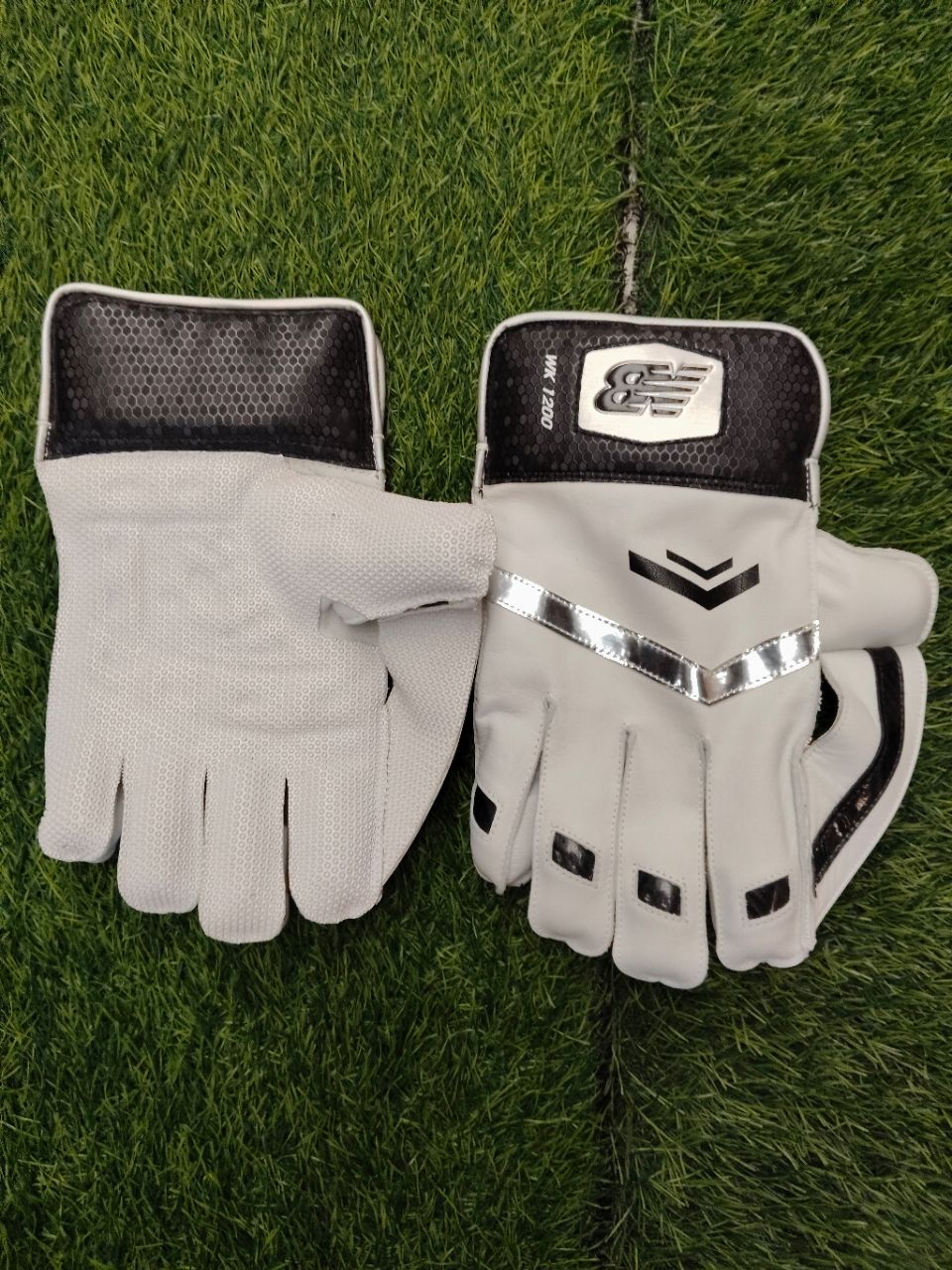 New Balance Wicket Keeping Gloves view 2