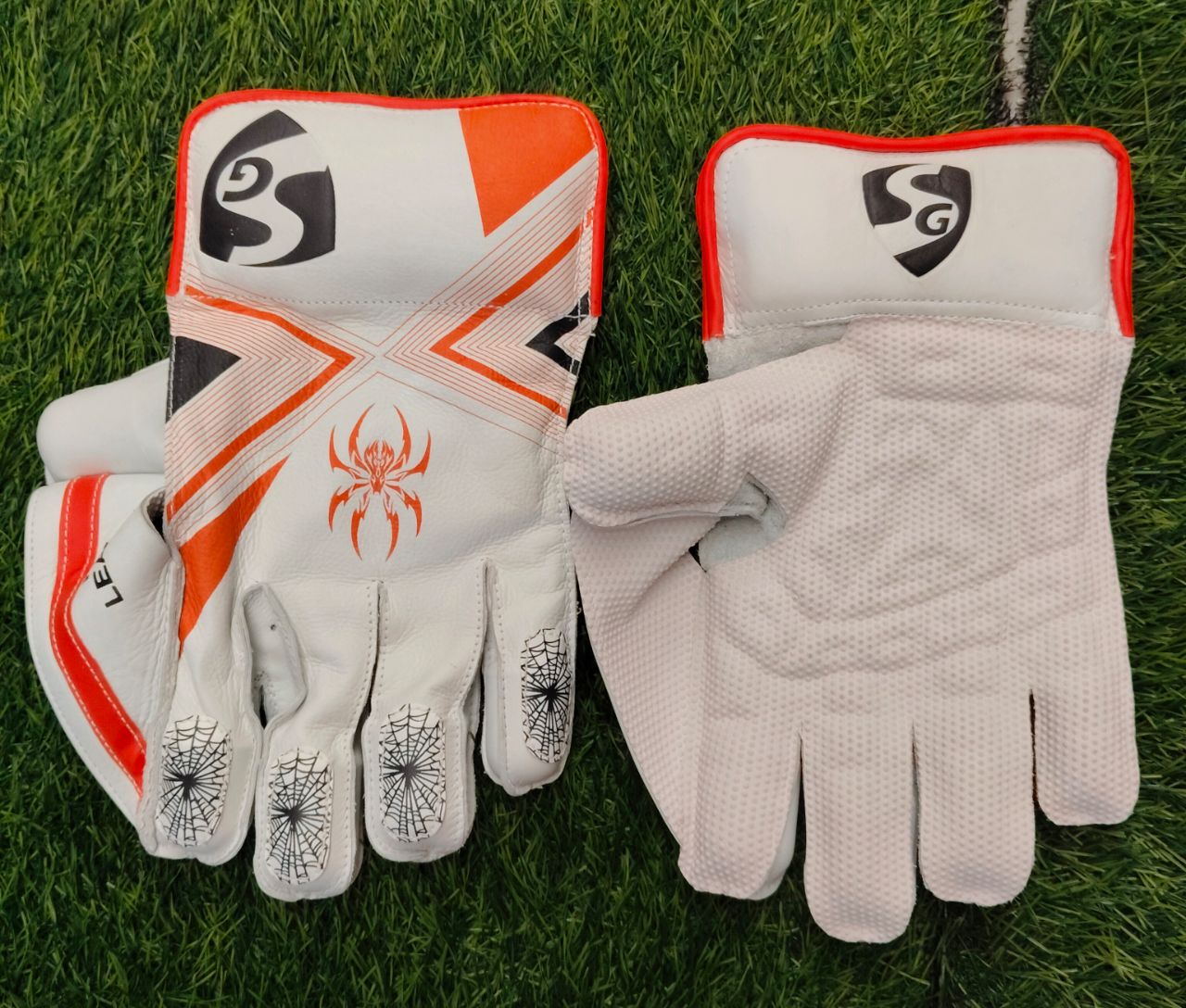 Pro Sports Wicket Keeping Gloves view 2