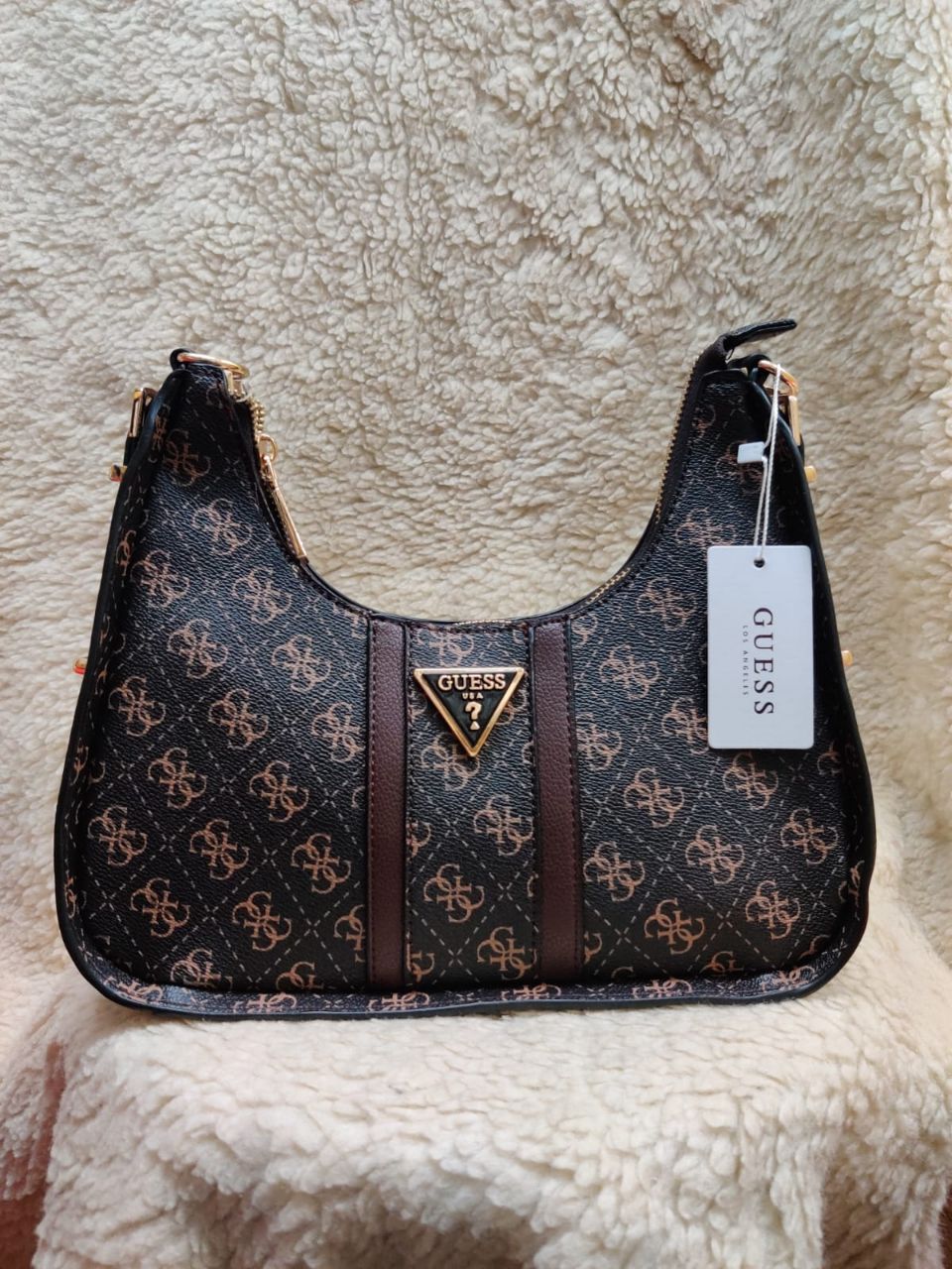 Guess Hobo Bags 👜 view 2
