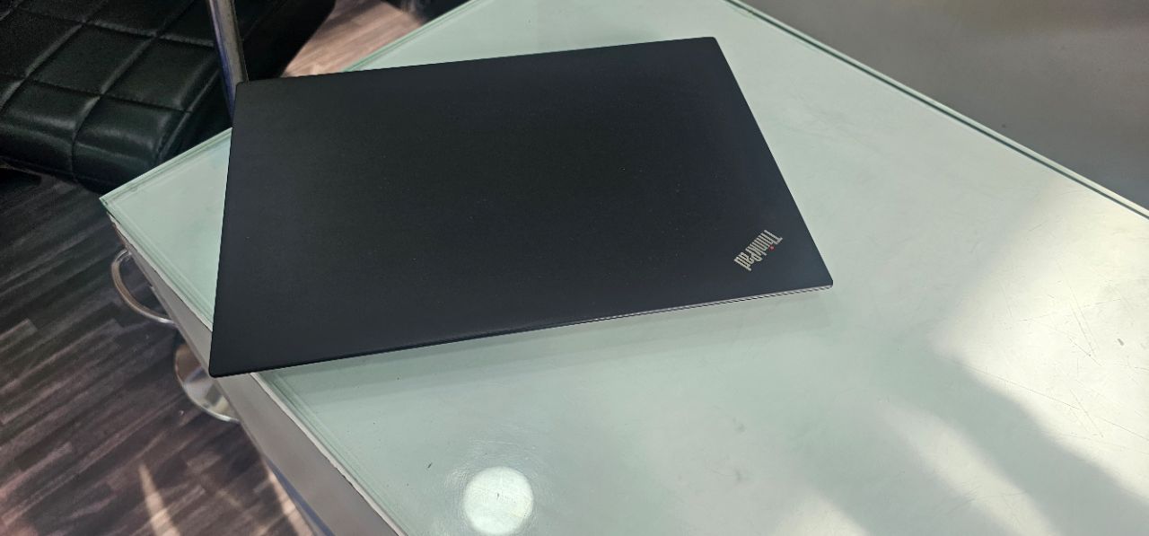 Lenovo ThinkPad T470S Core i5 6th GENERATION view 2